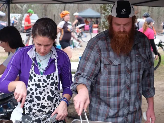 Energy issues in Pakistan: Minister orders ministries to formulate practical solutions