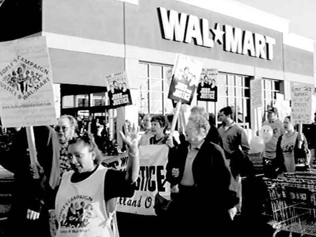 Standoff on minimum wage suggests necessity for substantial labor market changes