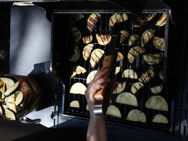 Del Taco resumes operation at the majority of its outlets in Colorado.