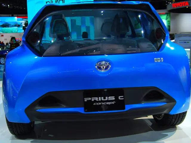 Car Dealers Focus on High-End Retail Outlets, Reinforcing Their Service Departments