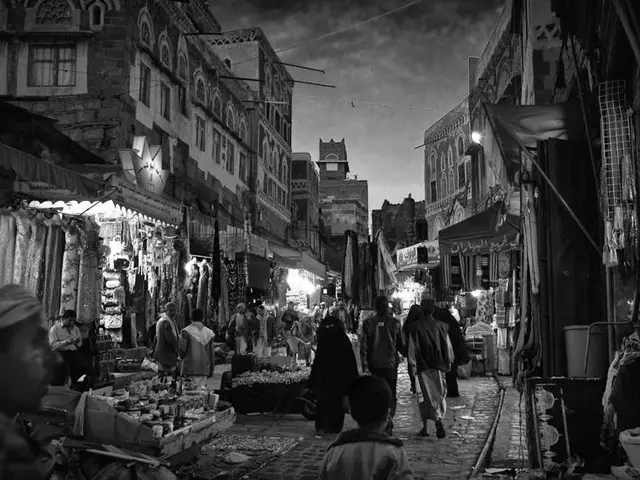 Business leader announces back-to-work strategy for company headquarters