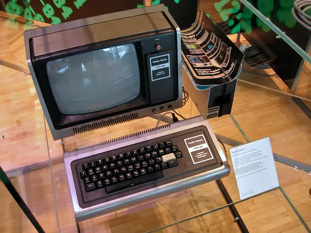 Intel Plans to Abandon Its Shrinking Ship by Discontinuing Its Networking Business