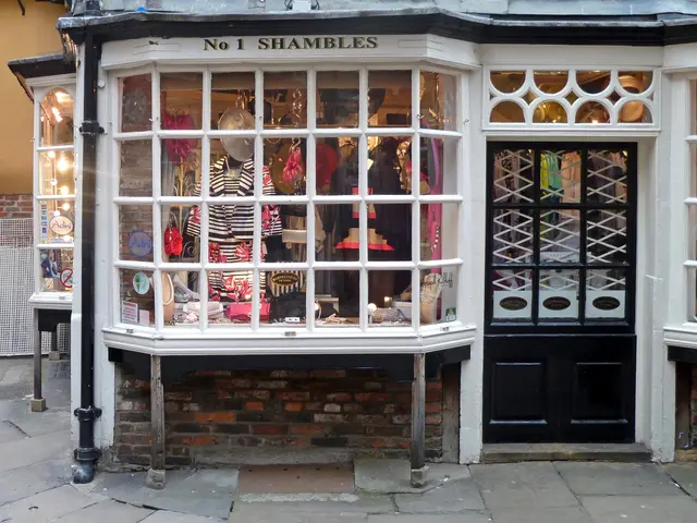 Expanded shopping hours introduced in Bamberg, allowing citizens to shop later into the night