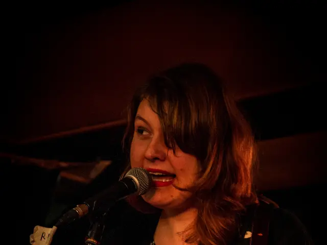 Financial wealth of Rihanna: An examination of the wealthiest vocalist globally