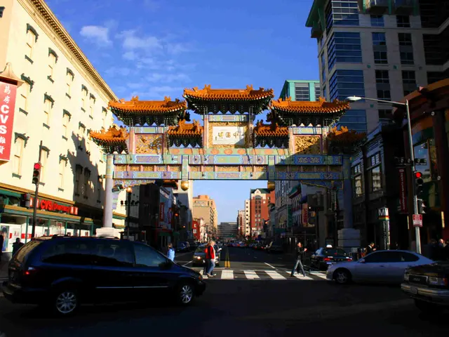 Work being done in preparation for connection between Glauchau-West and Hohenstein-Ernstthal train...