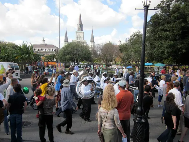 Insufficient space for regional commuter traffic, as explained by the city council.