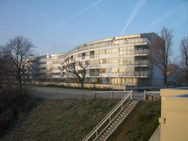 Railway line in Bavaria threatened by unstable slope - extensive construction site poses risk